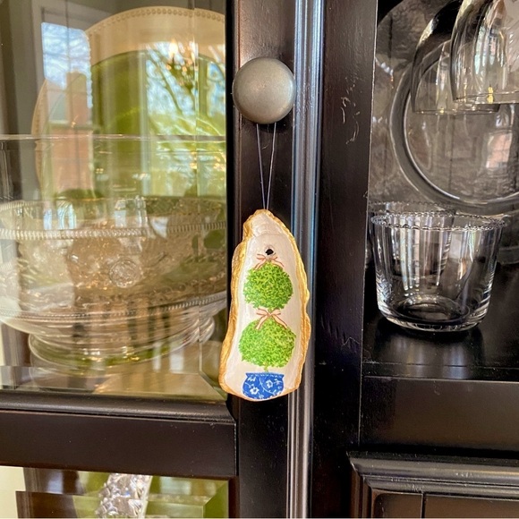 NEW DECOUPAGE CHINOISERIE TOPIARY OYSTER SHELL KEY, RING DISH or HANGING  DECOR - Picture 10 of 16